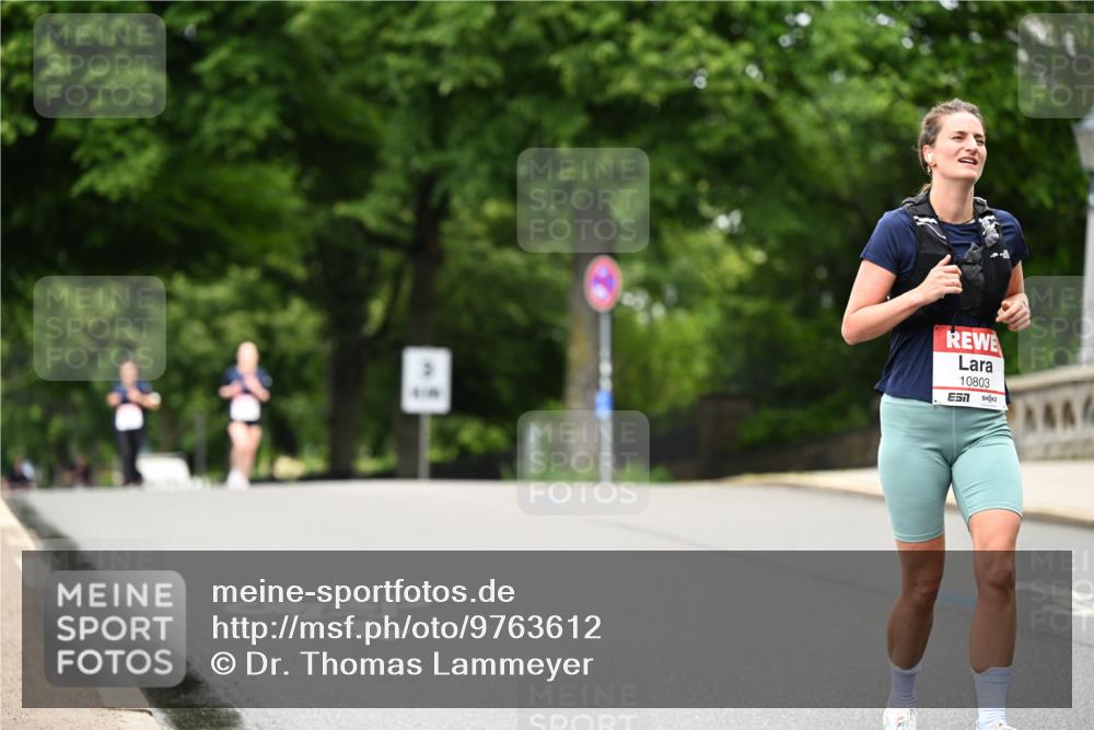 14.06.2026 - REWE Women's Run Dr. Thomas Lammeyer http://msf.ph/oto/9763612 14.06.2026 09:37:41 Laufen 10803 meine-sportfotos.de