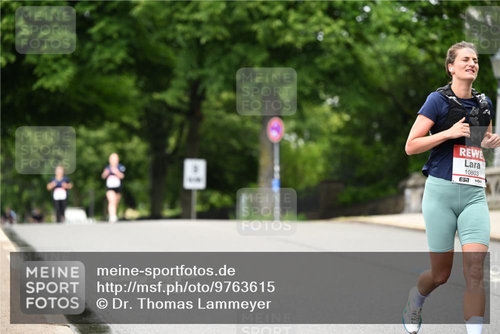 14.06.2026 - REWE Women's Run Dr. Thomas Lammeyer http://msf.ph/oto/9763615 14.06.2026 09:37:41 Laufen 10803, 7 meine-sportfotos.de