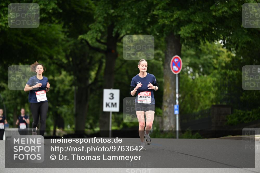 14.06.2026 - REWE Women's Run Dr. Thomas Lammeyer http://msf.ph/oto/9763642 14.06.2026 09:37:47 Laufen 3, 11173, 57 meine-sportfotos.de