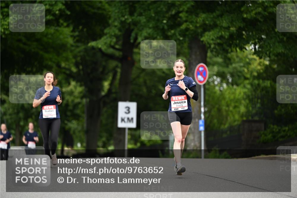 14.06.2026 - REWE Women's Run Dr. Thomas Lammeyer http://msf.ph/oto/9763652 14.06.2026 09:37:47 Laufen 3, 11173, 57 meine-sportfotos.de
