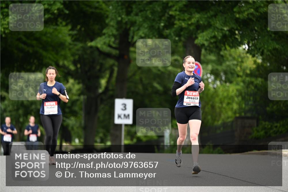 14.06.2026 - REWE Women's Run Dr. Thomas Lammeyer http://msf.ph/oto/9763657 14.06.2026 09:37:47 Laufen 3, 11173, 7 meine-sportfotos.de