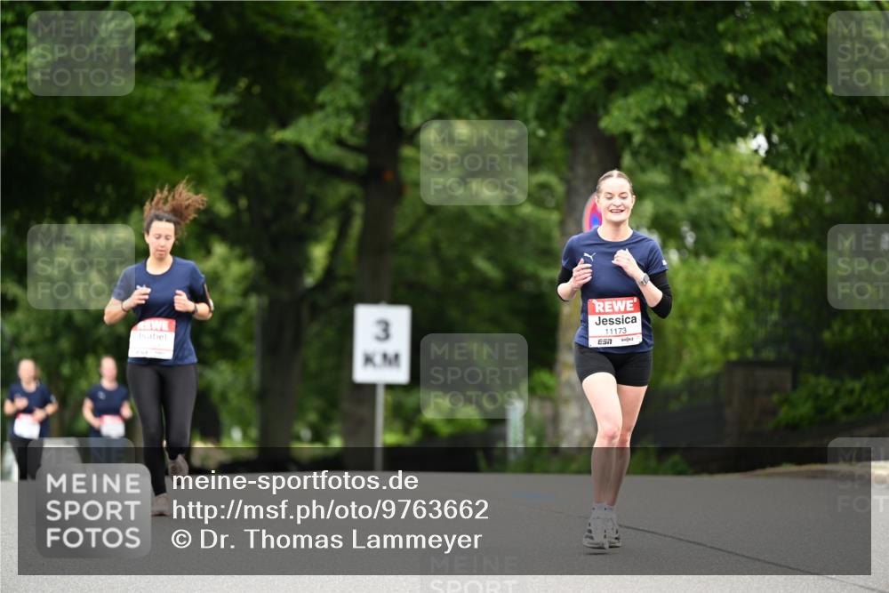 14.06.2026 - REWE Women's Run Dr. Thomas Lammeyer http://msf.ph/oto/9763662 14.06.2026 09:37:48 Laufen 3, 11173, 57 meine-sportfotos.de