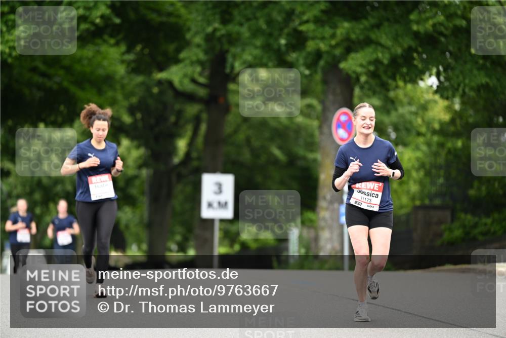14.06.2026 - REWE Women's Run Dr. Thomas Lammeyer http://msf.ph/oto/9763667 14.06.2026 09:37:48 Laufen 3, 11173 meine-sportfotos.de