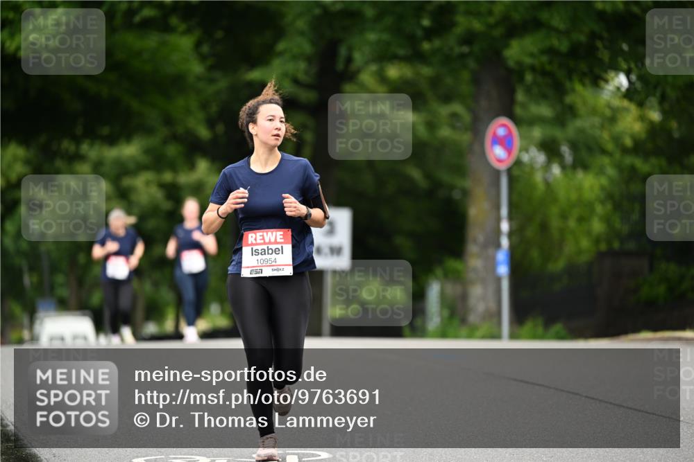 14.06.2026 - REWE Women's Run Dr. Thomas Lammeyer http://msf.ph/oto/9763691 14.06.2026 09:37:51 Laufen 412, 10954 meine-sportfotos.de