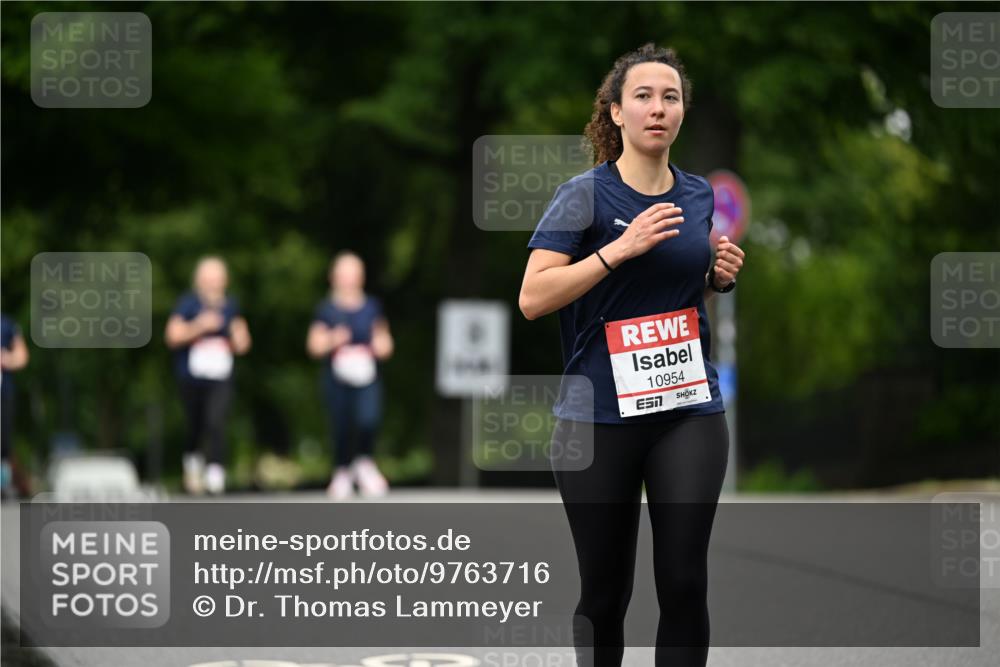 14.06.2026 - REWE Women's Run Dr. Thomas Lammeyer http://msf.ph/oto/9763716 14.06.2026 09:37:52 Laufen 10954 meine-sportfotos.de
