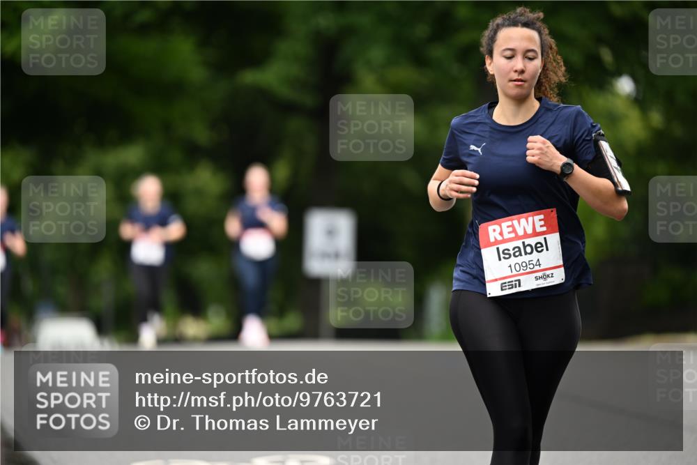 14.06.2026 - REWE Women's Run Dr. Thomas Lammeyer http://msf.ph/oto/9763721 14.06.2026 09:37:53 Laufen 10954 meine-sportfotos.de