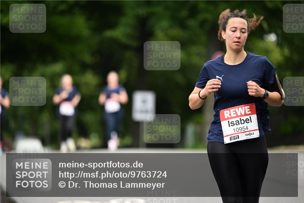 14.06.2026 - REWE Women's Run Dr. Thomas Lammeyer http://msf.ph/oto/9763724 14.06.2026 09:37:53 Laufen 10954 meine-sportfotos.de