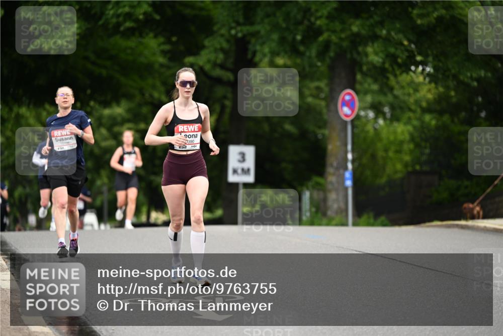 14.06.2026 - REWE Women's Run Dr. Thomas Lammeyer http://msf.ph/oto/9763755 14.06.2026 09:38:03 Laufen 1016, 390, 3 meine-sportfotos.de