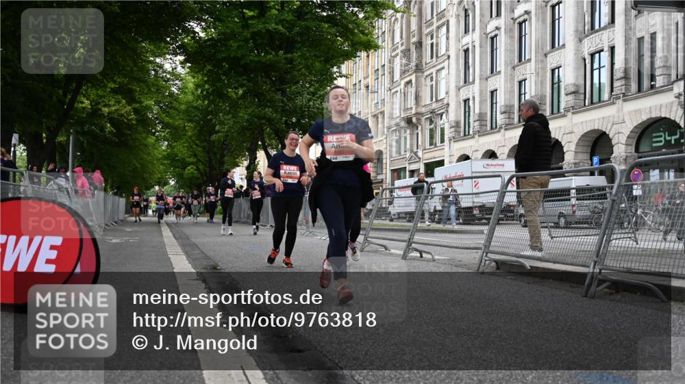 14.06.2026 - REWE Women's Run J. Mangold http://msf.ph/oto/9763818 14.06.2026 11:11:00 Ziel 5165, 5267, 5323, 5324, 6022, 6068 meine-sportfotos.de