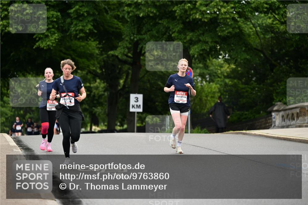 14.06.2026 - REWE Women's Run Dr. Thomas Lammeyer http://msf.ph/oto/9763860 14.06.2026 09:38:14 Laufen 1099, 3, 10629 meine-sportfotos.de