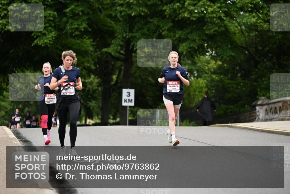 14.06.2026 - REWE Women's Run Dr. Thomas Lammeyer http://msf.ph/oto/9763862 14.06.2026 09:38:14 Laufen 10, 999, 0230, 33, 10629 meine-sportfotos.de