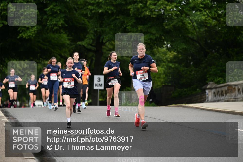 14.06.2026 - REWE Women's Run Dr. Thomas Lammeyer http://msf.ph/oto/9763917 14.06.2026 09:38:26 Laufen 10278, 3, 11467, 57 meine-sportfotos.de