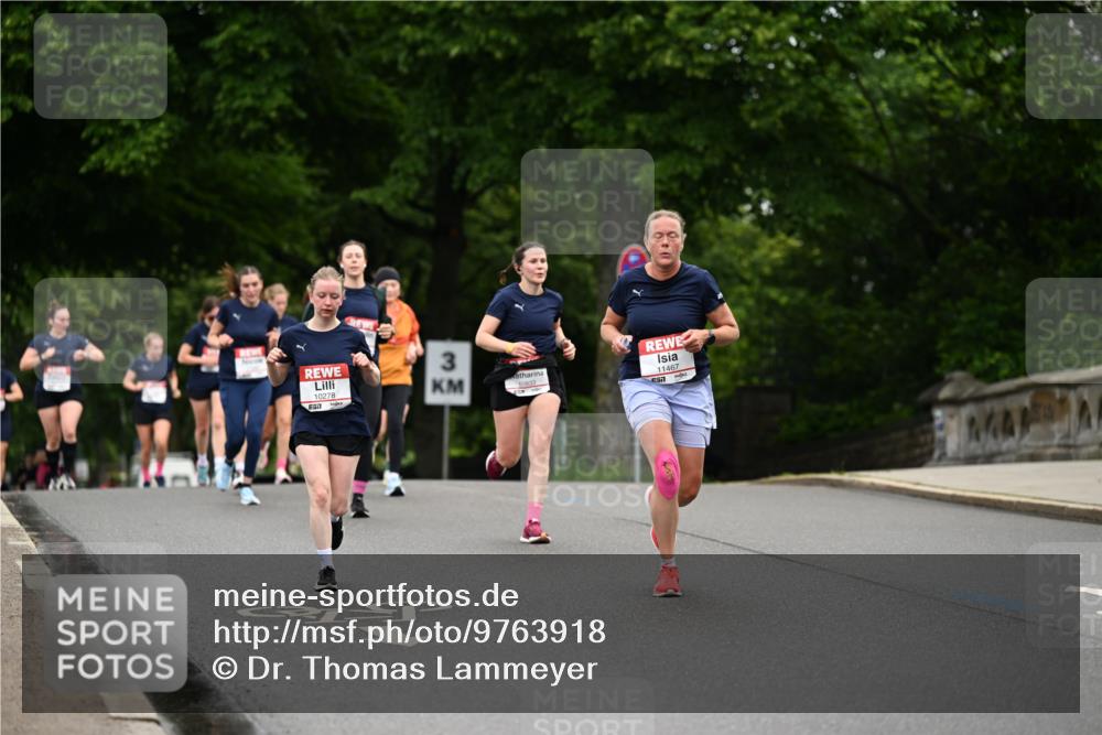 14.06.2026 - REWE Women's Run Dr. Thomas Lammeyer http://msf.ph/oto/9763918 14.06.2026 09:38:26 Laufen 3, 10278, 11467, 657 meine-sportfotos.de