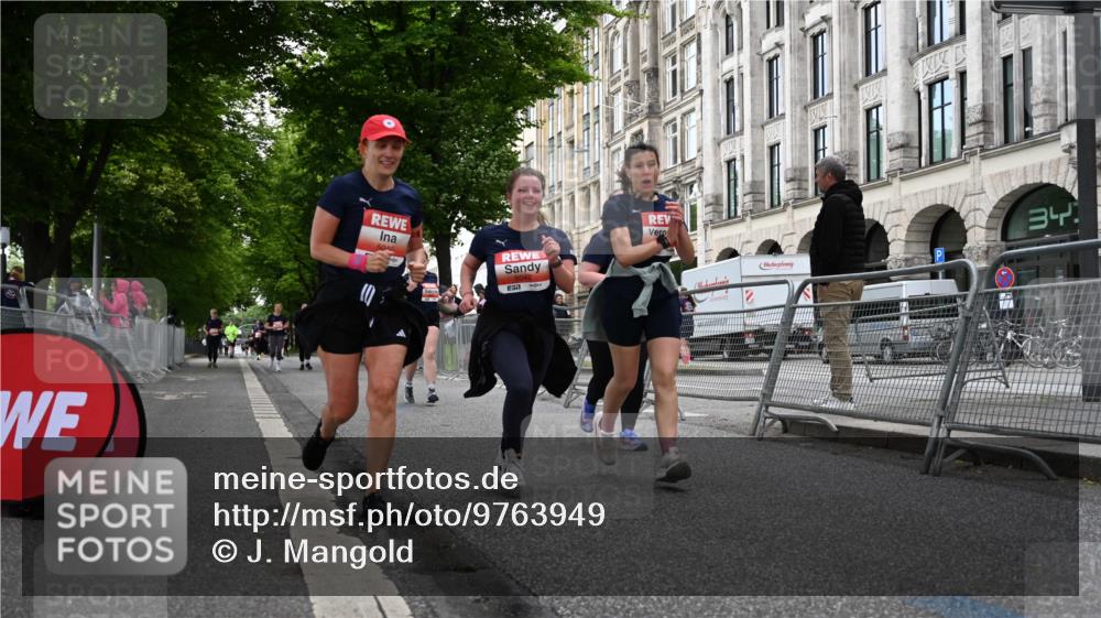 14.06.2026 - REWE Women's Run J. Mangold http://msf.ph/oto/9763949 14.06.2026 11:11:12 Ziel 5040, 5042, 5043, 5162, 5342, 5632, 5708, 5717 meine-sportfotos.de