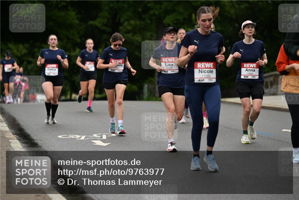 14.06.2026 - REWE Women's Run Dr. Thomas Lammeyer http://msf.ph/oto/9763977 14.06.2026 09:38:31 Laufen 10393, 10422, 11289, 657, 11261, 7 meine-sportfotos.de