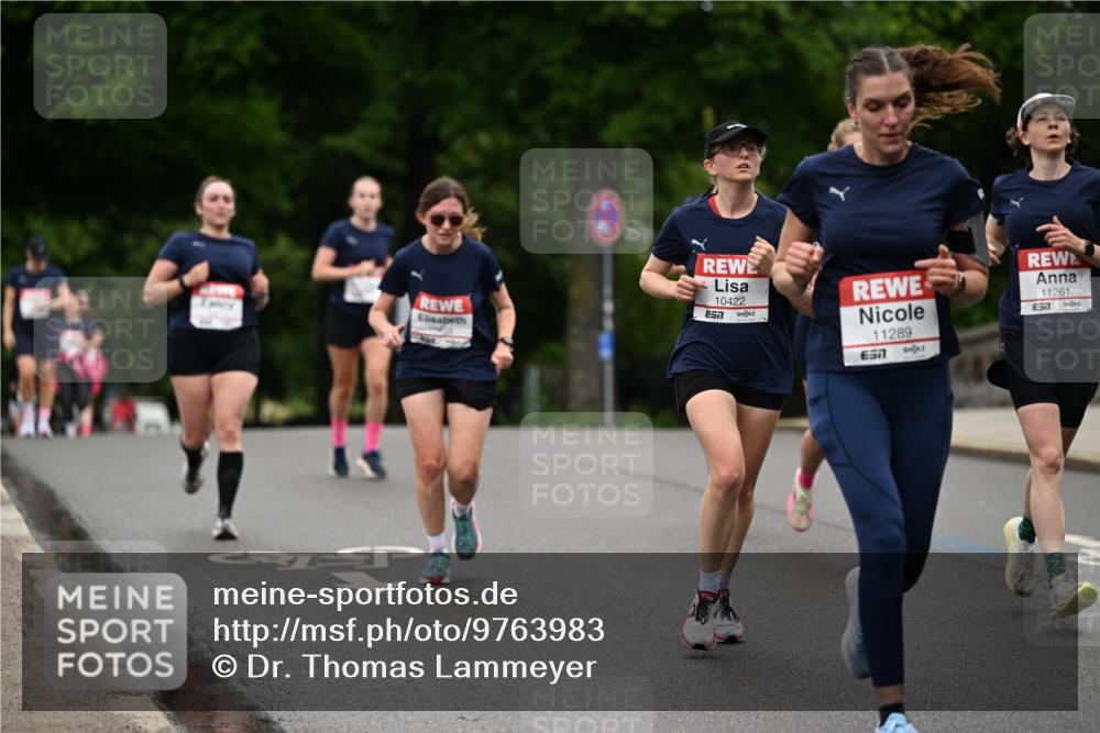 14.06.2026 - REWE Women's Run Dr. Thomas Lammeyer http://msf.ph/oto/9763983 14.06.2026 09:38:32 Laufen 10422, 657, 11289, 657, 11261, 7 meine-sportfotos.de
