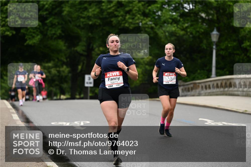 14.06.2026 - REWE Women's Run Dr. Thomas Lammeyer http://msf.ph/oto/9764023 14.06.2026 09:38:35 Laufen 3, 10871, 57 meine-sportfotos.de