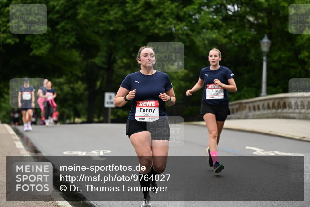 14.06.2026 - REWE Women's Run Dr. Thomas Lammeyer http://msf.ph/oto/9764027 14.06.2026 09:38:35 Laufen 3, 10871, 7 meine-sportfotos.de