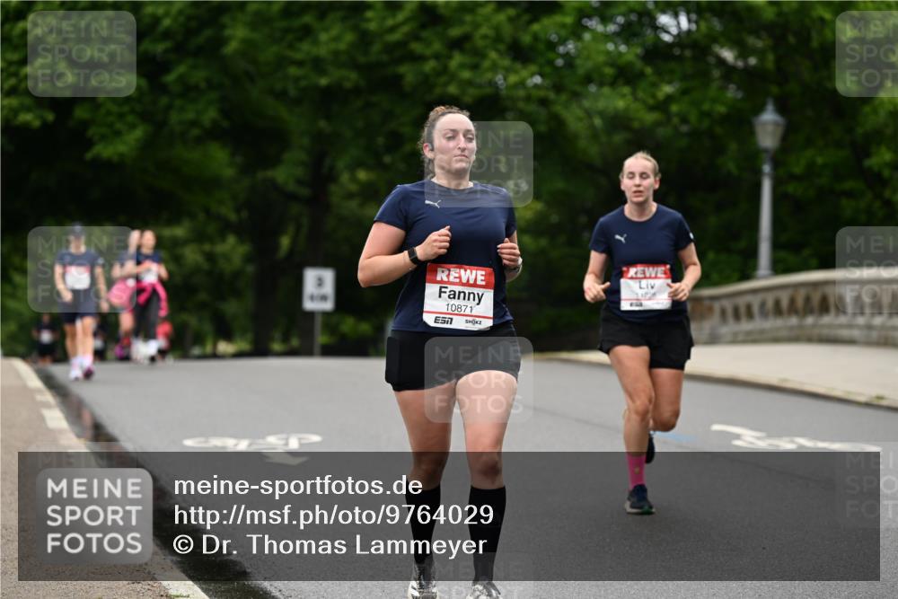 14.06.2026 - REWE Women's Run Dr. Thomas Lammeyer http://msf.ph/oto/9764029 14.06.2026 09:38:35 Laufen 10871, 7 meine-sportfotos.de