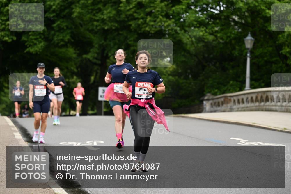 14.06.2026 - REWE Women's Run Dr. Thomas Lammeyer http://msf.ph/oto/9764087 14.06.2026 09:38:41 Laufen 10686, 7 meine-sportfotos.de