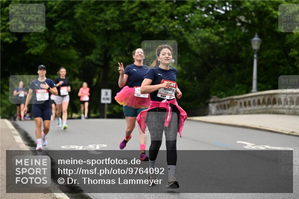14.06.2026 - REWE Women's Run Dr. Thomas Lammeyer http://msf.ph/oto/9764092 14.06.2026 09:38:42 Laufen 10686, 57 meine-sportfotos.de