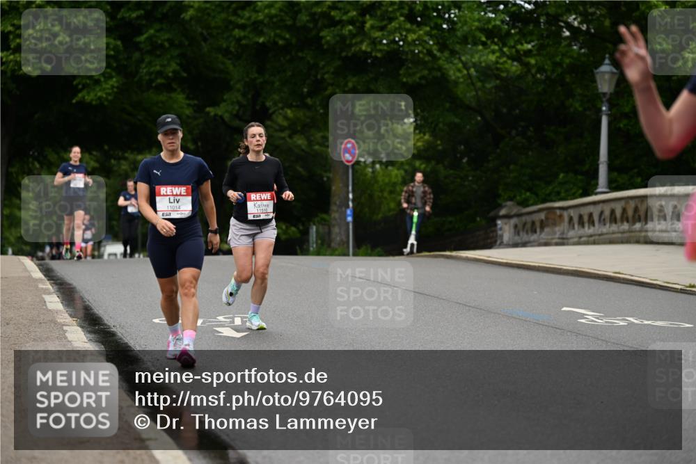 14.06.2026 - REWE Women's Run Dr. Thomas Lammeyer http://msf.ph/oto/9764095 14.06.2026 09:38:44 Laufen 11014, 57, 11510 meine-sportfotos.de