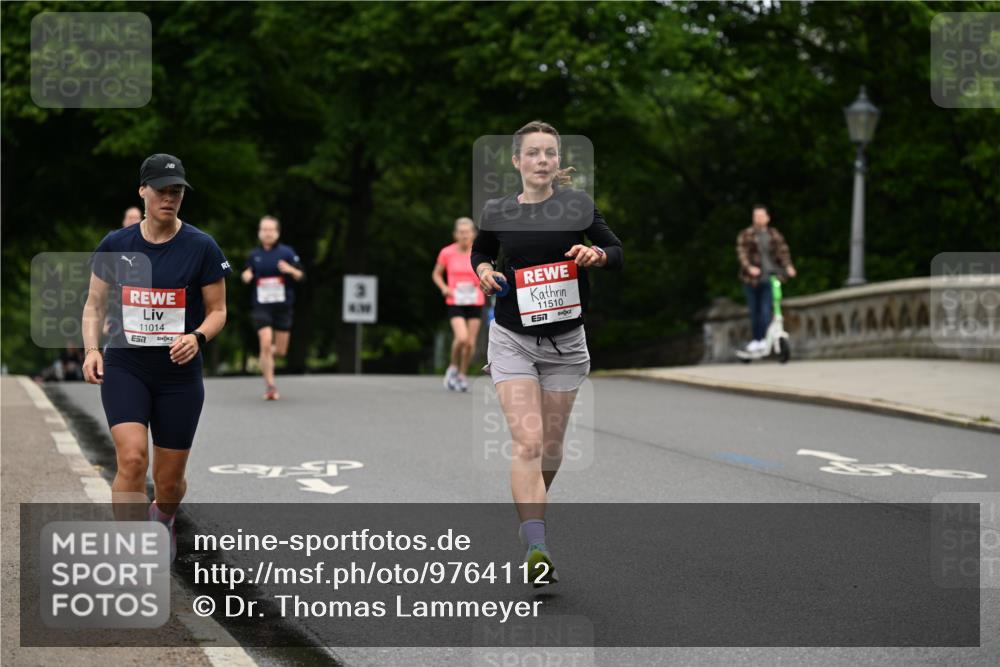 14.06.2026 - REWE Women's Run Dr. Thomas Lammeyer http://msf.ph/oto/9764112 14.06.2026 09:38:45 Laufen 11014, 11510, 7 meine-sportfotos.de