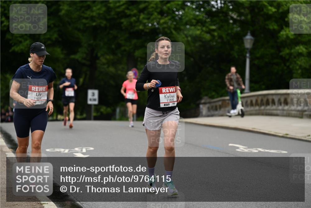 14.06.2026 - REWE Women's Run Dr. Thomas Lammeyer http://msf.ph/oto/9764115 14.06.2026 09:38:46 Laufen 11014, 11510, 44 meine-sportfotos.de