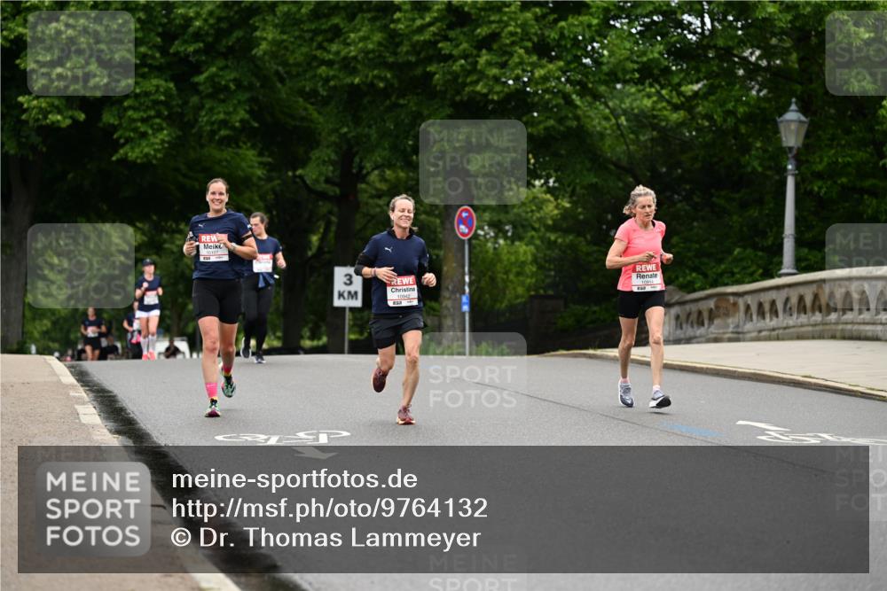 14.06.2026 - REWE Women's Run Dr. Thomas Lammeyer http://msf.ph/oto/9764132 14.06.2026 09:38:48 Laufen 10107, 3, 10942 meine-sportfotos.de