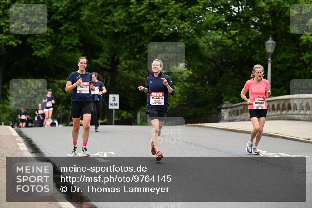 14.06.2026 - REWE Women's Run Dr. Thomas Lammeyer http://msf.ph/oto/9764145 14.06.2026 09:38:49 Laufen 10107, 33, 10942, 10914 meine-sportfotos.de