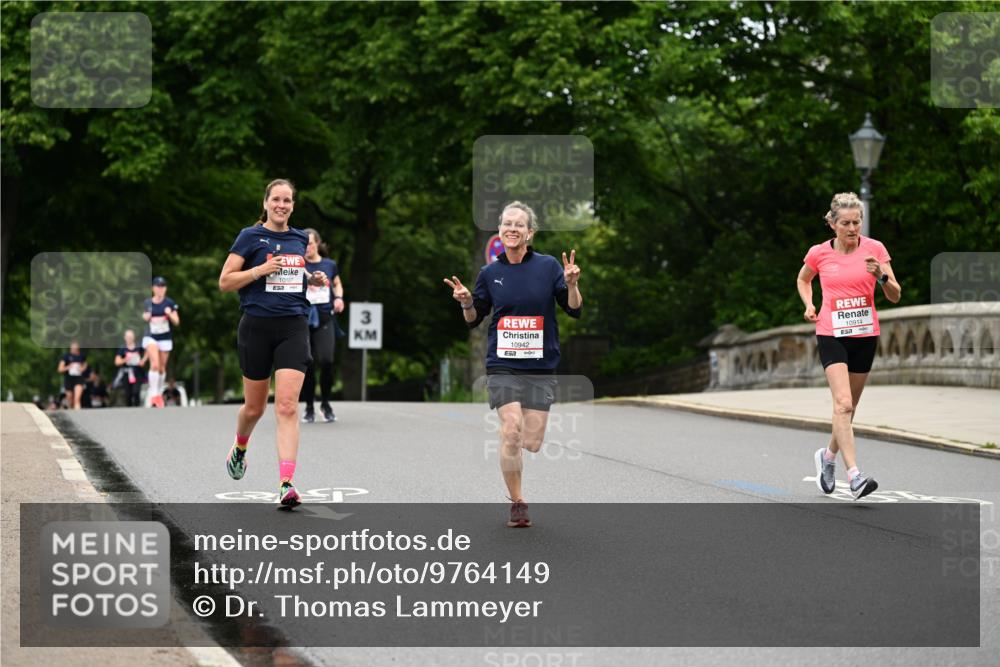 14.06.2026 - REWE Women's Run Dr. Thomas Lammeyer http://msf.ph/oto/9764149 14.06.2026 09:38:49 Laufen 30, 10942, 10914 meine-sportfotos.de