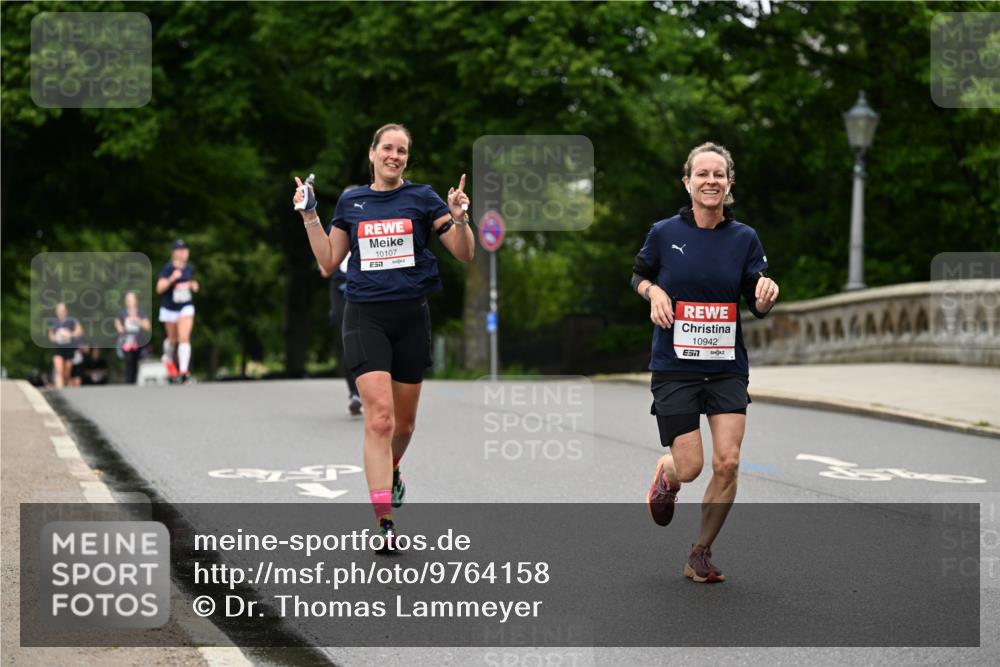 14.06.2026 - REWE Women's Run Dr. Thomas Lammeyer http://msf.ph/oto/9764158 14.06.2026 09:38:50 Laufen 10107, 57, 10942, 930 meine-sportfotos.de