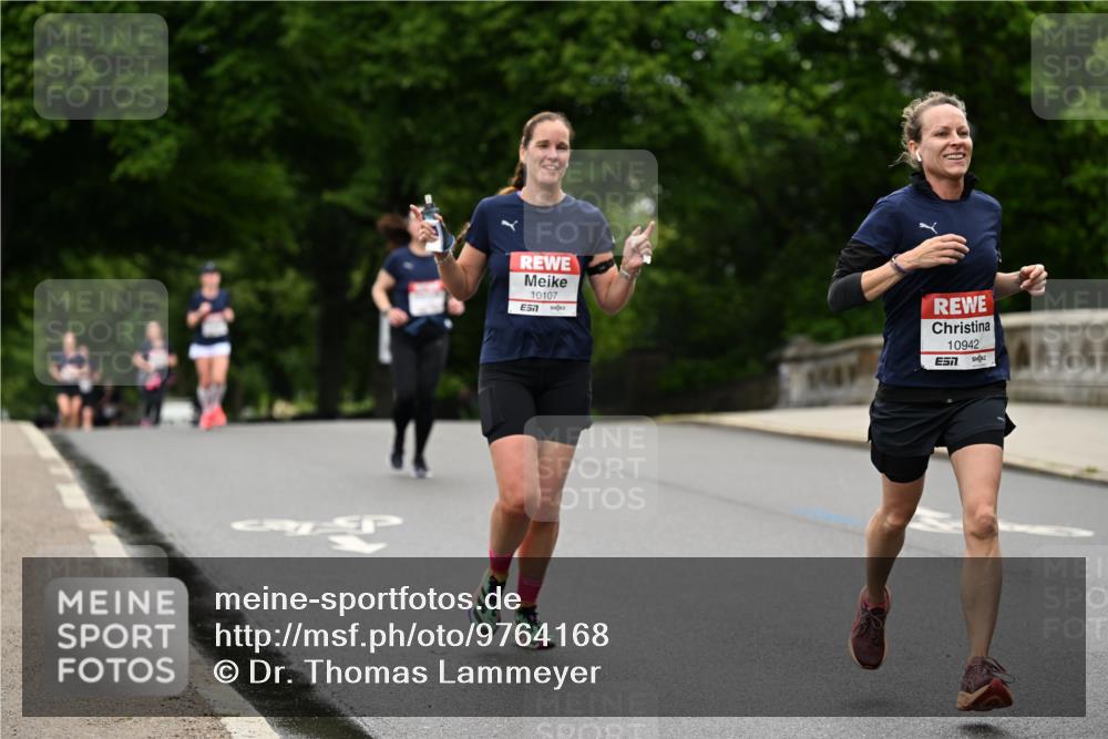 14.06.2026 - REWE Women's Run Dr. Thomas Lammeyer http://msf.ph/oto/9764168 14.06.2026 09:38:51 Laufen 10107, 10942 meine-sportfotos.de
