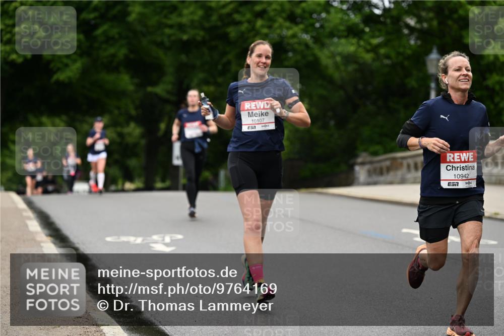 14.06.2026 - REWE Women's Run Dr. Thomas Lammeyer http://msf.ph/oto/9764169 14.06.2026 09:38:51 Laufen 10107, 7, 10942 meine-sportfotos.de