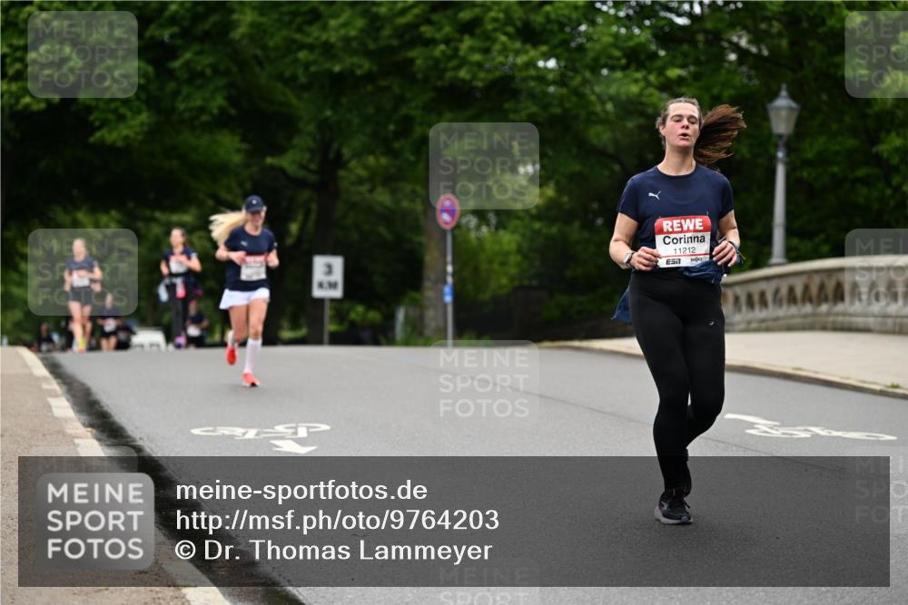 14.06.2026 - REWE Women's Run Dr. Thomas Lammeyer http://msf.ph/oto/9764203 14.06.2026 09:38:54 Laufen 11212, 57 meine-sportfotos.de