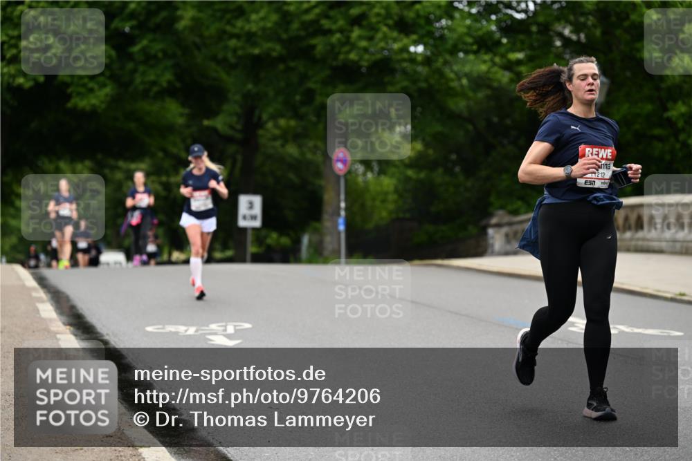 14.06.2026 - REWE Women's Run Dr. Thomas Lammeyer http://msf.ph/oto/9764206 14.06.2026 09:38:54 Laufen 212, 7, 44 meine-sportfotos.de