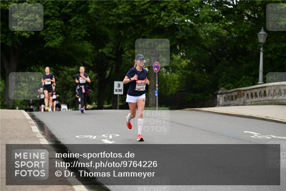 14.06.2026 - REWE Women's Run Dr. Thomas Lammeyer http://msf.ph/oto/9764226 14.06.2026 09:38:56 Laufen 3, 10794 meine-sportfotos.de