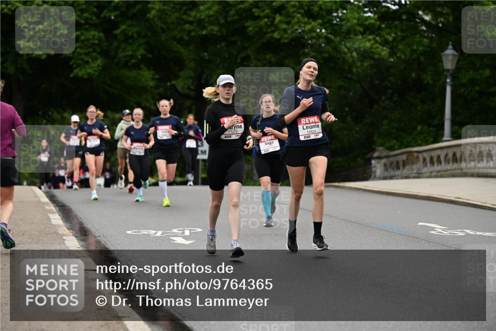 14.06.2026 - REWE Women's Run Dr. Thomas Lammeyer http://msf.ph/oto/9764365 14.06.2026 09:39:07 Laufen 11272, 3, 10424 meine-sportfotos.de