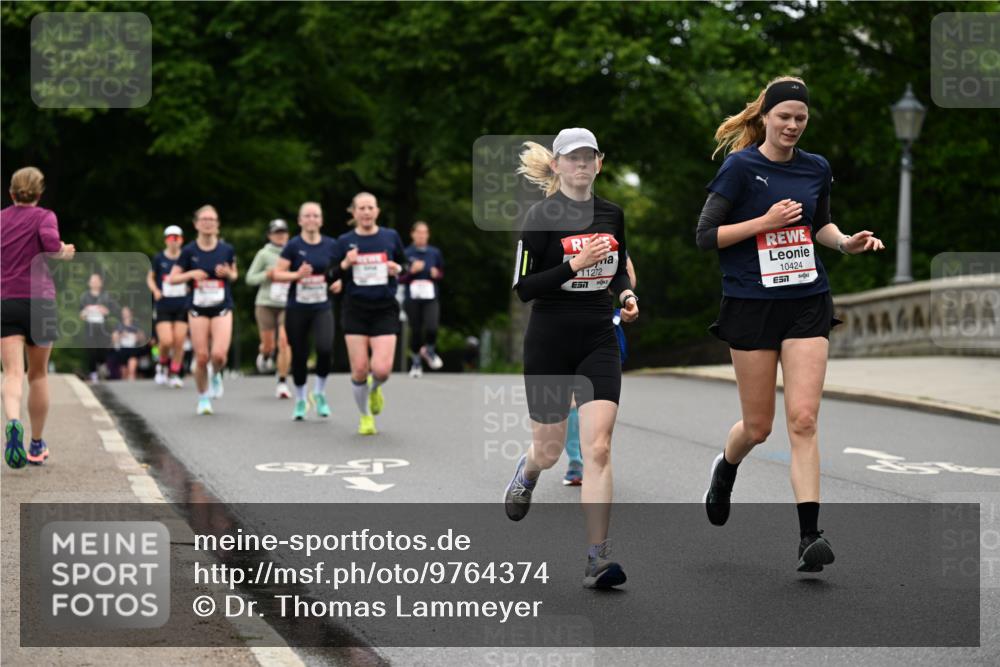 14.06.2026 - REWE Women's Run Dr. Thomas Lammeyer http://msf.ph/oto/9764374 14.06.2026 09:39:08 Laufen 130, 4000, 11272, 10424, 7 meine-sportfotos.de