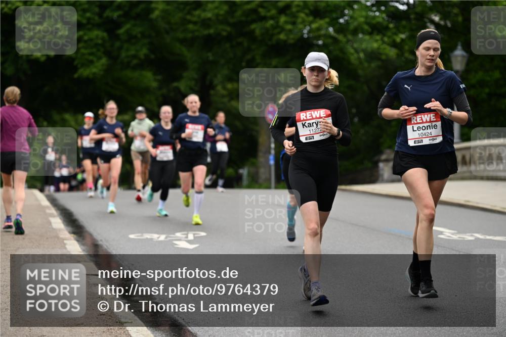 14.06.2026 - REWE Women's Run Dr. Thomas Lammeyer http://msf.ph/oto/9764379 14.06.2026 09:39:08 Laufen 11272, 7, 10424, 7 meine-sportfotos.de