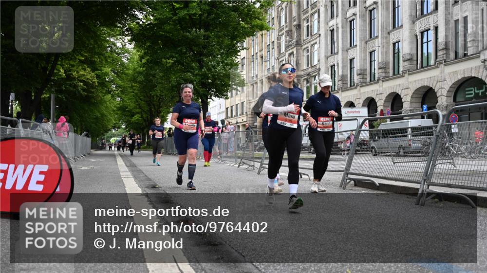 14.06.2026 - REWE Women's Run J. Mangold http://msf.ph/oto/9764402 14.06.2026 11:12:12 Ziel 5088, 5089, 5090, 5100, 5191, 5302, 5325, 5555, 5612, 5671 meine-sportfotos.de