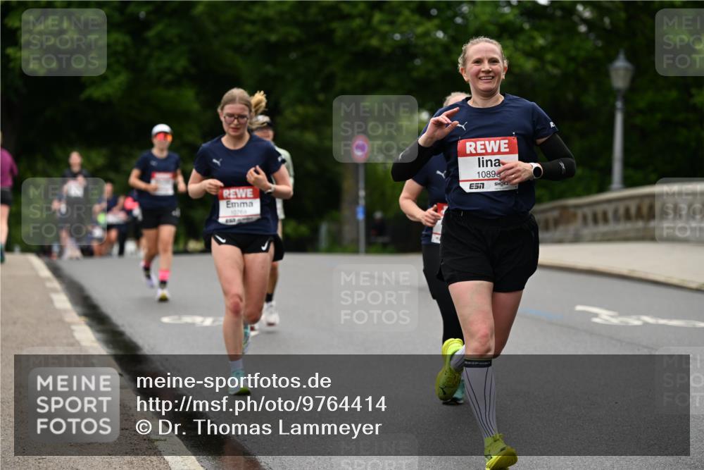 14.06.2026 - REWE Women's Run Dr. Thomas Lammeyer http://msf.ph/oto/9764414 14.06.2026 09:39:11 Laufen 1076, 1089 meine-sportfotos.de