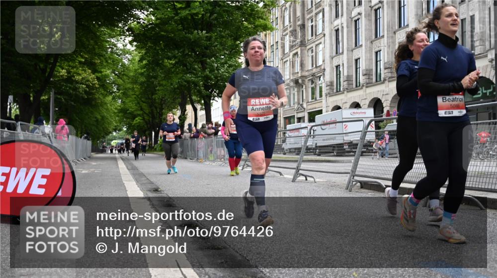 14.06.2026 - REWE Women's Run J. Mangold http://msf.ph/oto/9764426 14.06.2026 11:12:14 Ziel 5088, 5089, 5090, 5100, 5191, 5302, 5325, 5612, 5671, 5785, 6052 meine-sportfotos.de