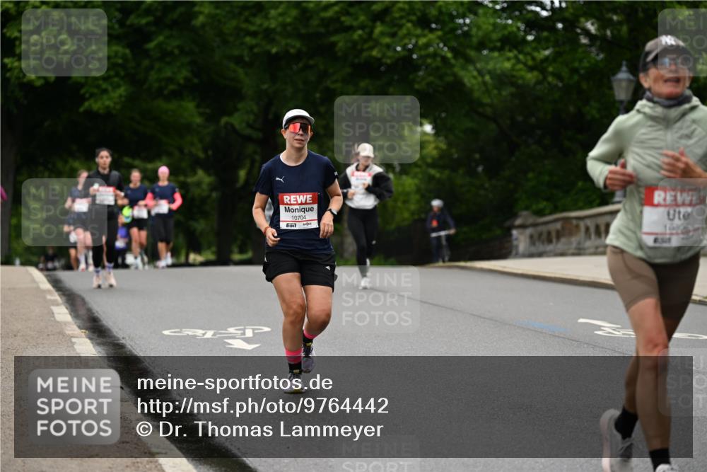 14.06.2026 - REWE Women's Run Dr. Thomas Lammeyer http://msf.ph/oto/9764442 14.06.2026 09:39:14 Laufen 10704, 1080 meine-sportfotos.de