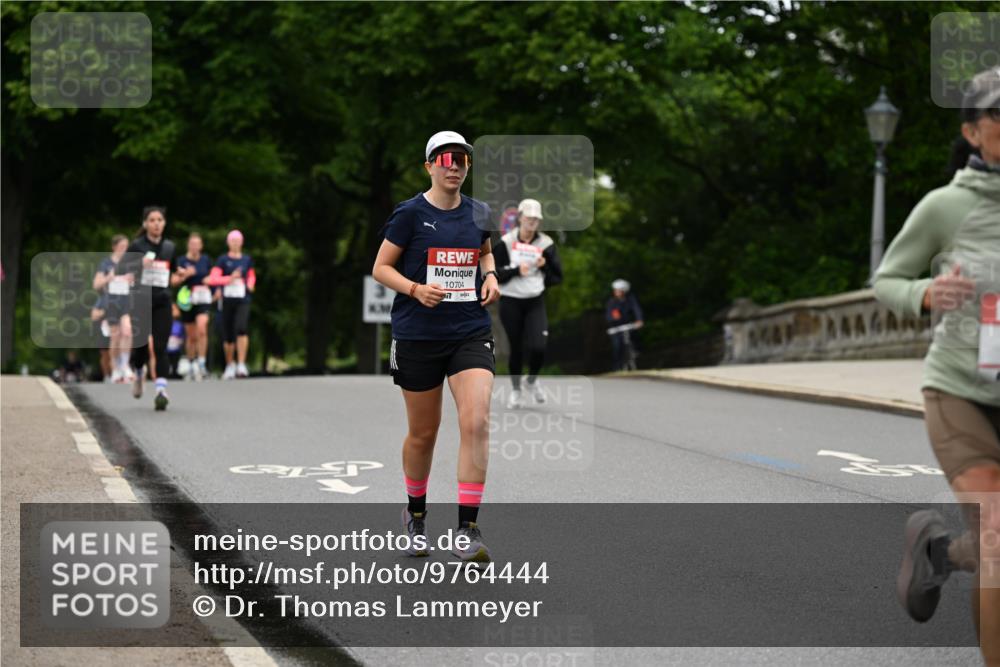 14.06.2026 - REWE Women's Run Dr. Thomas Lammeyer http://msf.ph/oto/9764444 14.06.2026 09:39:14 Laufen 10704 meine-sportfotos.de