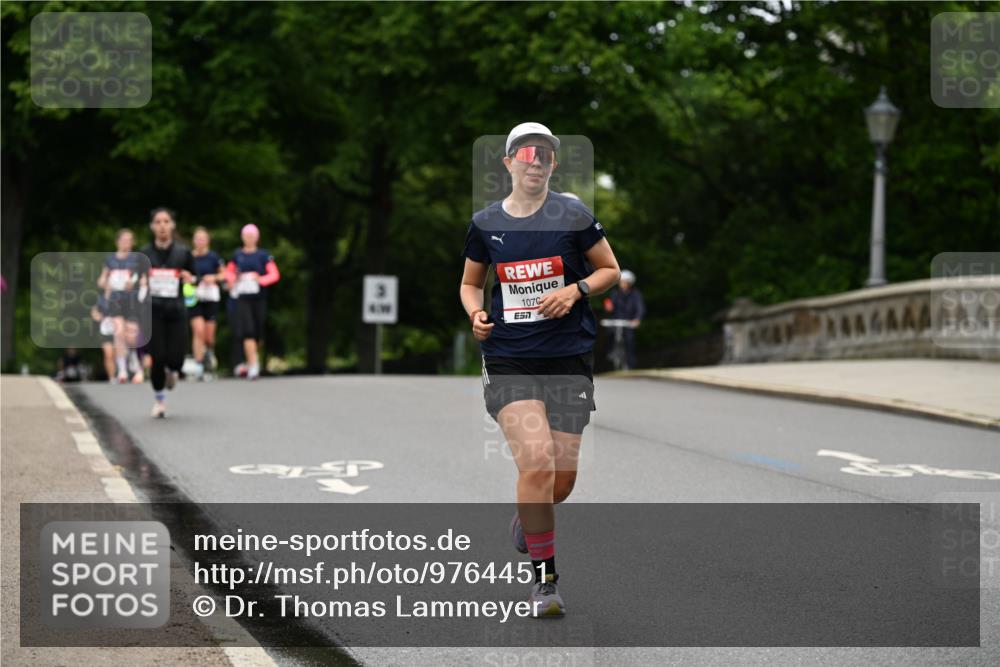 14.06.2026 - REWE Women's Run Dr. Thomas Lammeyer http://msf.ph/oto/9764451 14.06.2026 09:39:15 Laufen 1076, 7 meine-sportfotos.de