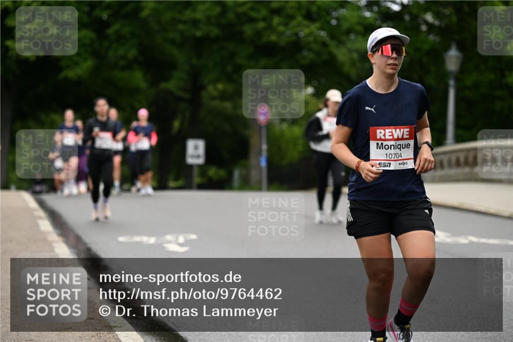 14.06.2026 - REWE Women's Run Dr. Thomas Lammeyer http://msf.ph/oto/9764462 14.06.2026 09:39:16 Laufen 10704, 557 meine-sportfotos.de