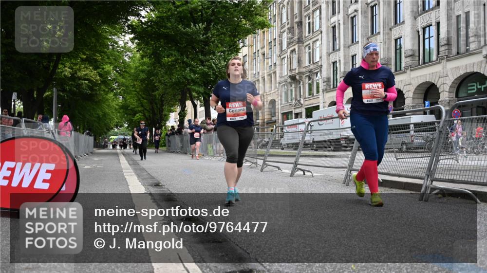 14.06.2026 - REWE Women's Run J. Mangold http://msf.ph/oto/9764477 14.06.2026 11:12:18 Ziel 5088, 5089, 5090, 5191, 5325, 5785, 6052 meine-sportfotos.de