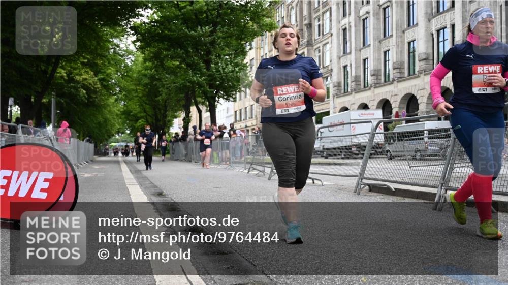 14.06.2026 - REWE Women's Run J. Mangold http://msf.ph/oto/9764484 14.06.2026 11:12:19 Ziel 5089, 5325, 5785, 6052 meine-sportfotos.de