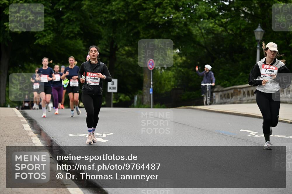 14.06.2026 - REWE Women's Run Dr. Thomas Lammeyer http://msf.ph/oto/9764487 14.06.2026 09:39:17 Laufen 10235, 11266, 7 meine-sportfotos.de